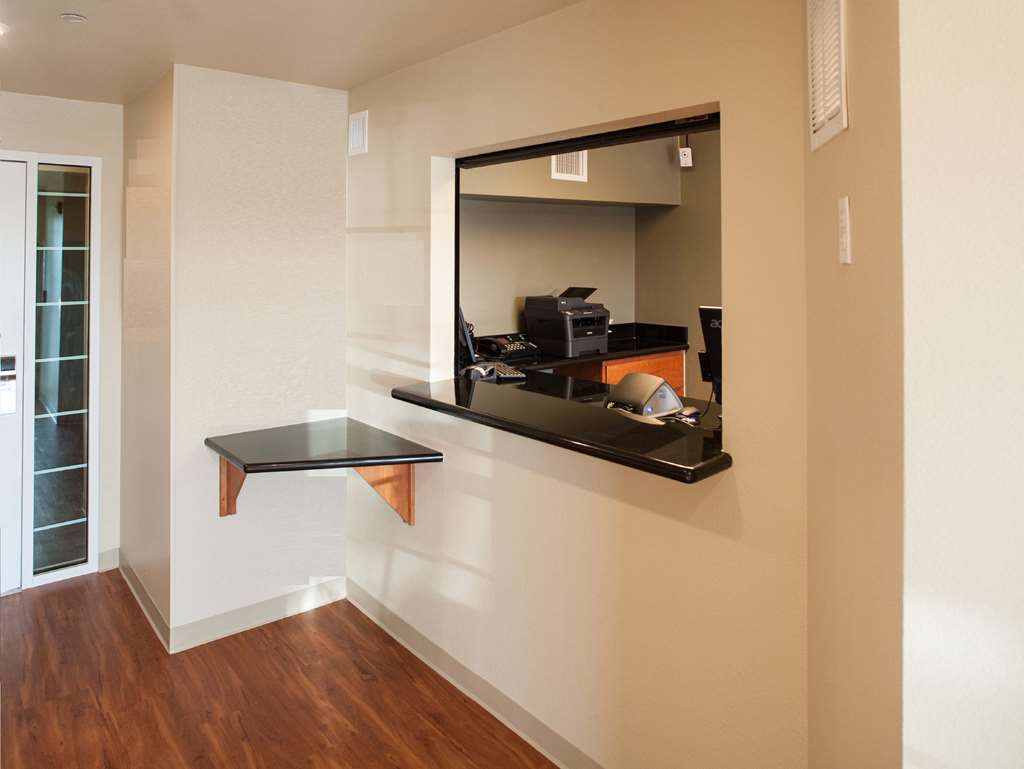 Woodspring Suites Sacramento Dalaman gambar